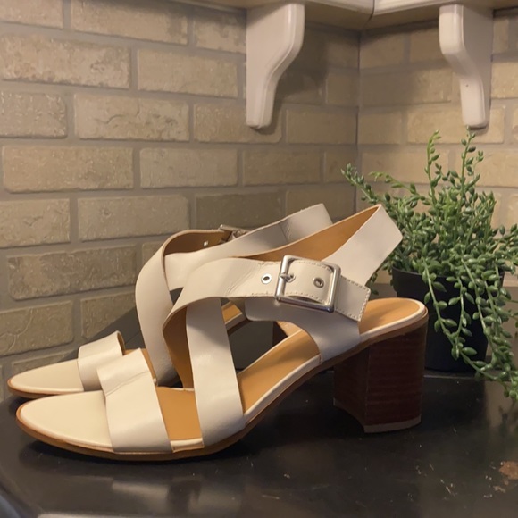 Helga Franco Santo sandal - size 9.5 - Picture 4 of 10